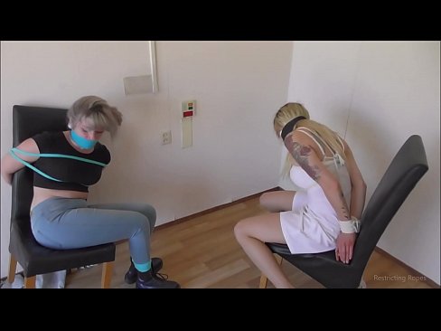❤️ E varur / e lidhur dhe e gojës / vajzë në ankth ❤️❌ Porno e bukur tek ne ❌️