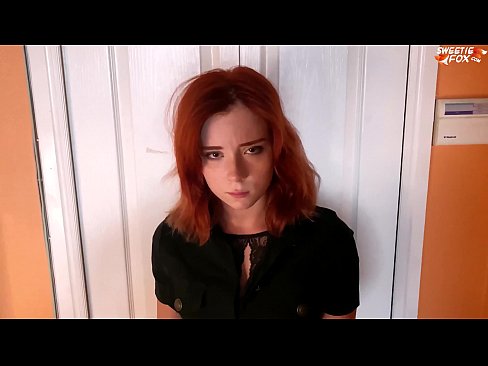 ❤️ Gardiani i Sigurimit dënoi një grua të bukur për vjedhje në dyqan - Cum In Mouth ❤️❌ Porno e bukur tek ne ❌️
