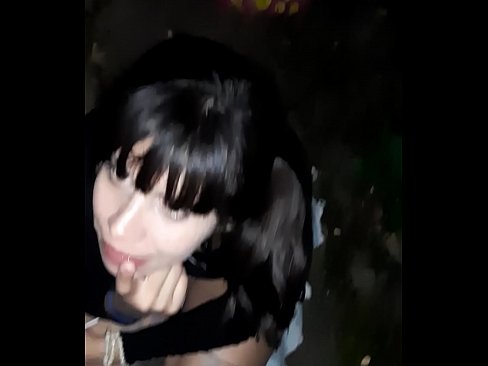 ❤️ Në rrugë penisi i fryrë në këmbim të karamele ❤️❌ Porno e bukur tek ne ❌️